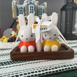 Magenta Bunny Salt and Pepper Shakers - Orange and Yellow